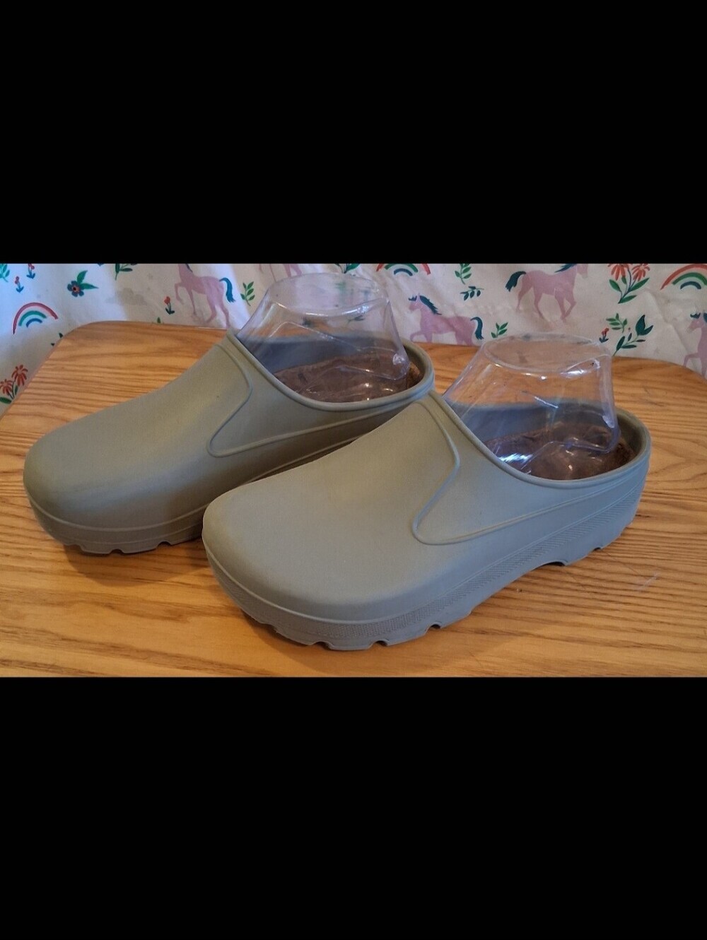 EUC Aime Leon Dore Khaki Green Outdoor Waterproof Washable Slide Shoe SZ 6.5